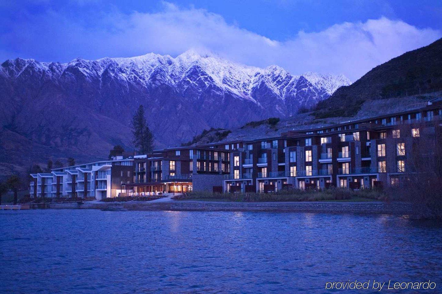 Doubletree By Hilton Queenstown Exterior photo