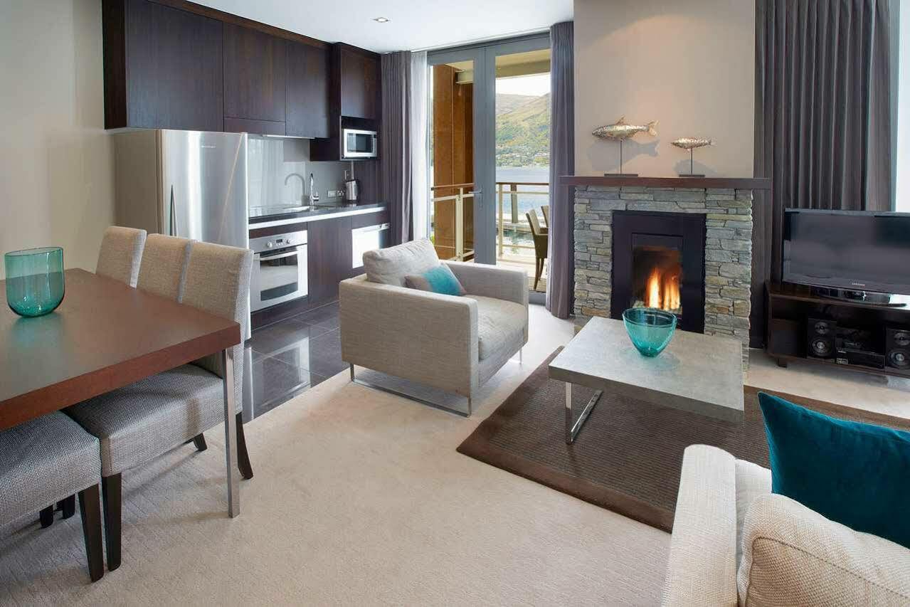 Doubletree By Hilton Queenstown Exterior photo